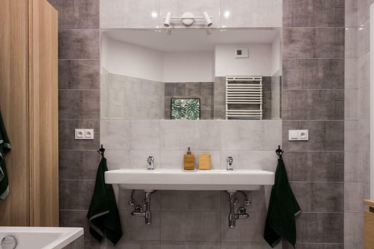 Apartament Jana Matejki Poznań Buitenkant foto